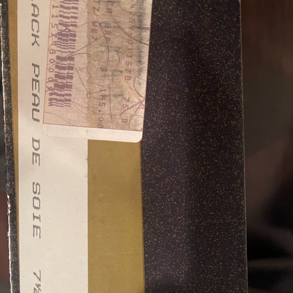 Stuart Weitzman black peau de soie heels 7 1/2 B - Picture 6 of 6